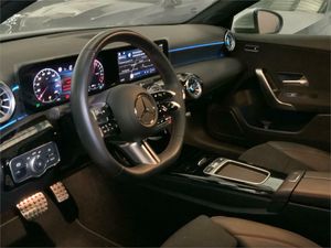 Mercedes Clase A 250 e Sedán  - Foto 2