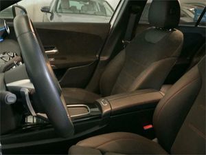 Mercedes Clase A 250 e Sedán  - Foto 2