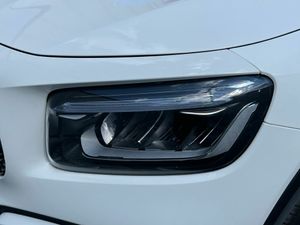 Mercedes Clase GLB 200 d 4MATIC  - Foto 2