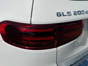 Mercedes Clase GLB 200 d 4MATIC  - Foto 2