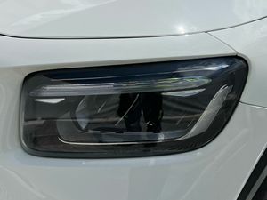 Mercedes Clase GLB 200 d 4MATIC  - Foto 2