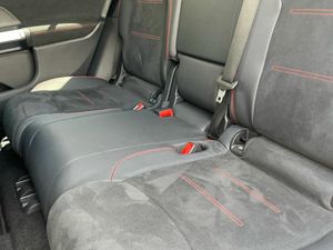 Mercedes Clase GLB 200 d 4MATIC  - Foto 2