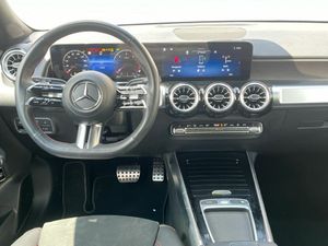 Mercedes Clase GLB 200 d 4MATIC  - Foto 2
