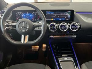 Mercedes GLA 200 d  - Foto 2