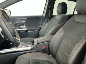 Mercedes GLA 200 d  - Foto 2
