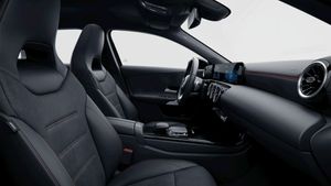 Mercedes Clase A 180 AMG Line (EURO 6d)  - Foto 2