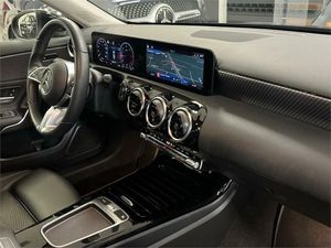 Mercedes Clase A 180 d  - Foto 2
