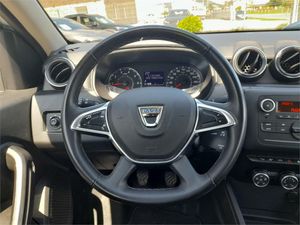 Dacia Duster Essential Blue dCi 85kW (115CV) 4X4  - Foto 2