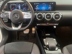 Mercedes Clase A 200 d AMG Line (EURO 6d)  - Foto 2