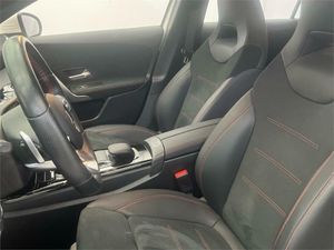 Mercedes Clase A 200 d AMG Line (EURO 6d)  - Foto 2