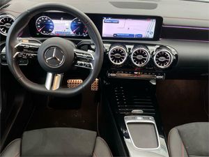 Mercedes CLA 200 d Shooting Brake  - Foto 2