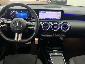 Mercedes CLA 200 d Shooting Brake  - Foto 2