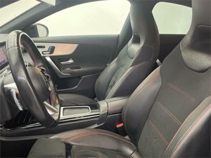 Mercedes CLA 200 d AMG Line (EURO 6d)  - Foto 2