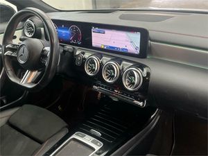 Mercedes CLA 200 d AMG Line (EURO 6d)  - Foto 2