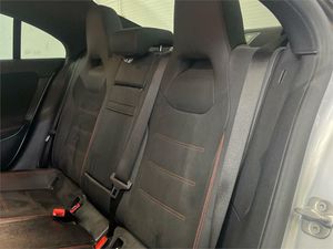 Mercedes CLA 200 d AMG Line (EURO 6d)  - Foto 2