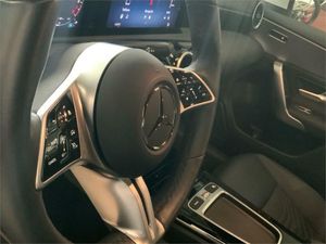 Mercedes Clase A 250 e Sedán  - Foto 2