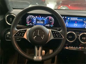 Mercedes Clase A 250 e Sedán  - Foto 2