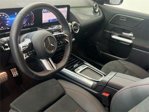 Mercedes GLA 200 d  - Foto 2