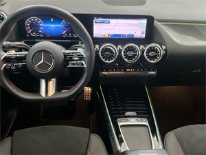 Mercedes GLA 200 d  - Foto 2