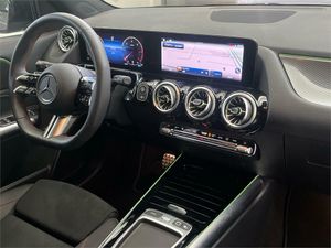 Mercedes GLA 200 d  - Foto 2