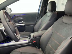 Mercedes GLA 200 d  - Foto 2
