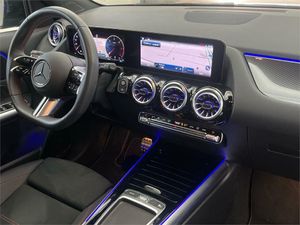 Mercedes GLA 200 d  - Foto 2