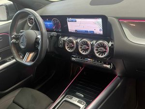 Mercedes GLA 200 d  - Foto 2