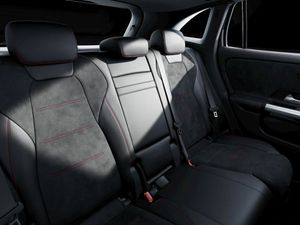 Mercedes GLA 200 D  - Foto 2