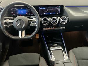 Mercedes GLA 200 d  - Foto 2
