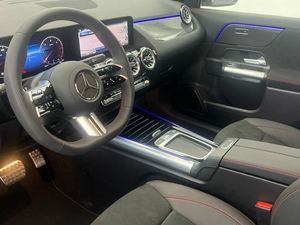 Mercedes GLA 200 d AMG Line  - Foto 2