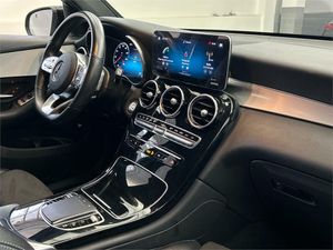 Mercedes GLC 200 d 4Matic AMG Line (EURO 6d)  - Foto 2