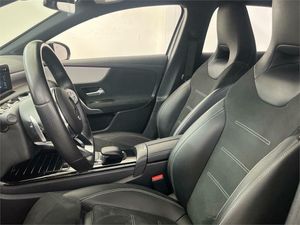 Mercedes Clase A 180 d AMG Line (EURO 6d)  - Foto 2