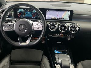 Mercedes Clase A 180 d AMG Line (EURO 6d)  - Foto 2