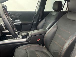 Mercedes GLA 200 d AMG Line (EURO 6d)  - Foto 2
