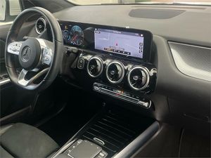 Mercedes GLA 200 d AMG Line (EURO 6d)  - Foto 2