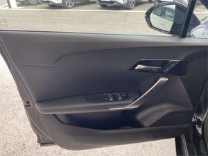 MG MG4 64kWh Luxury  - Foto 2