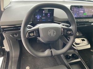 MG MG4 64kWh Luxury  - Foto 2