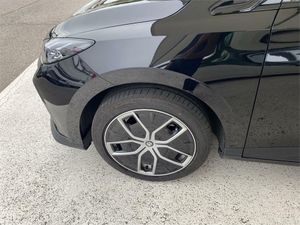 MG MG4 64kWh Luxury  - Foto 2