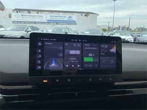 MG MG4 64kWh Luxury  - Foto 2