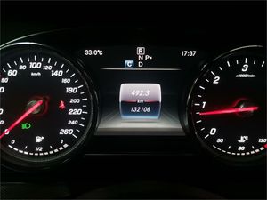 Mercedes Clase E 220 BlueTEC Avantgarde Plus  - Foto 2
