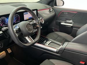 Mercedes GLA 200 d  - Foto 2