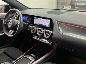 Mercedes GLA 200 d  - Foto 2