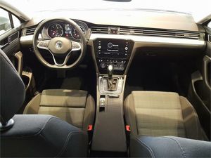 Volkswagen Passat Variant Executive 2.0 TDI 110kW DSG  - Foto 2