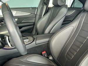 Mercedes Clase CLS 300 d 4MATIC  - Foto 2