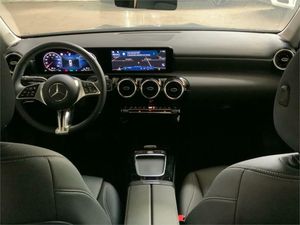 Mercedes Clase A 250 e Sedán  - Foto 2