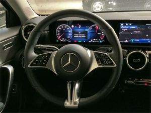Mercedes Clase A 250 e Sedán  - Foto 2