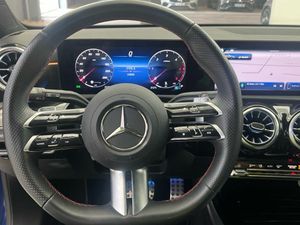 Mercedes Clase A 200 d Compacto  - Foto 2