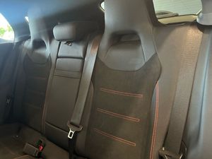 Mercedes CLA 200 d Shooting Brake  - Foto 2