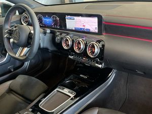 Mercedes CLA 200 d Shooting Brake  - Foto 2
