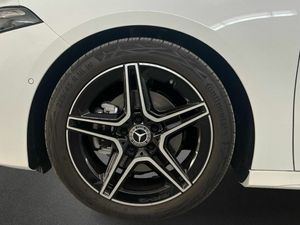 Mercedes Clase A 200 d Berlina  - Foto 2
